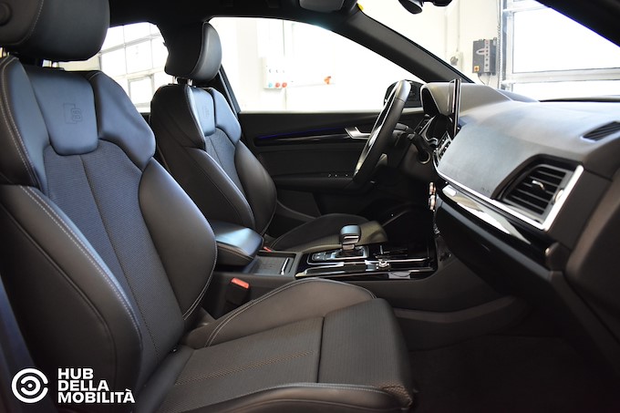 AUDI Q5 SPB 40 TDI quattro S tronic Identity Black